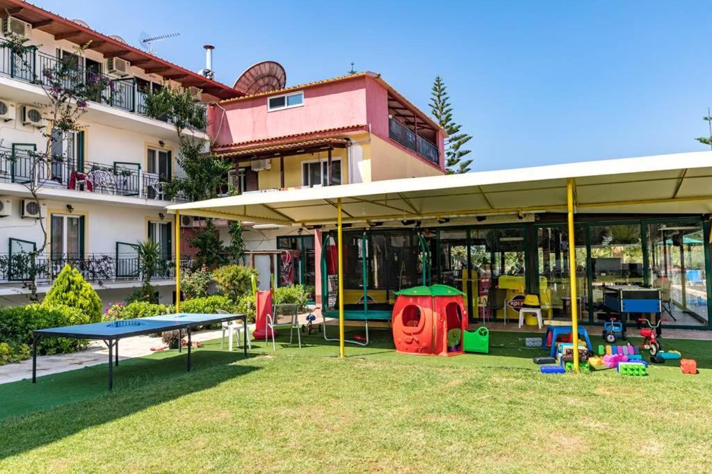 Kalamákion Rainbow Apartments מראה חיצוני תמונה