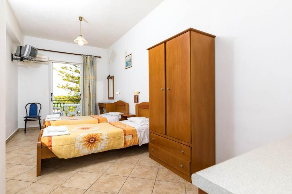 Kalamákion Rainbow Apartments מראה חיצוני תמונה