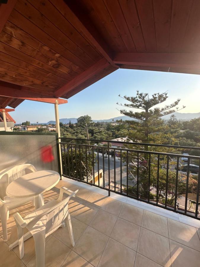 Kalamákion Rainbow Apartments מראה חיצוני תמונה